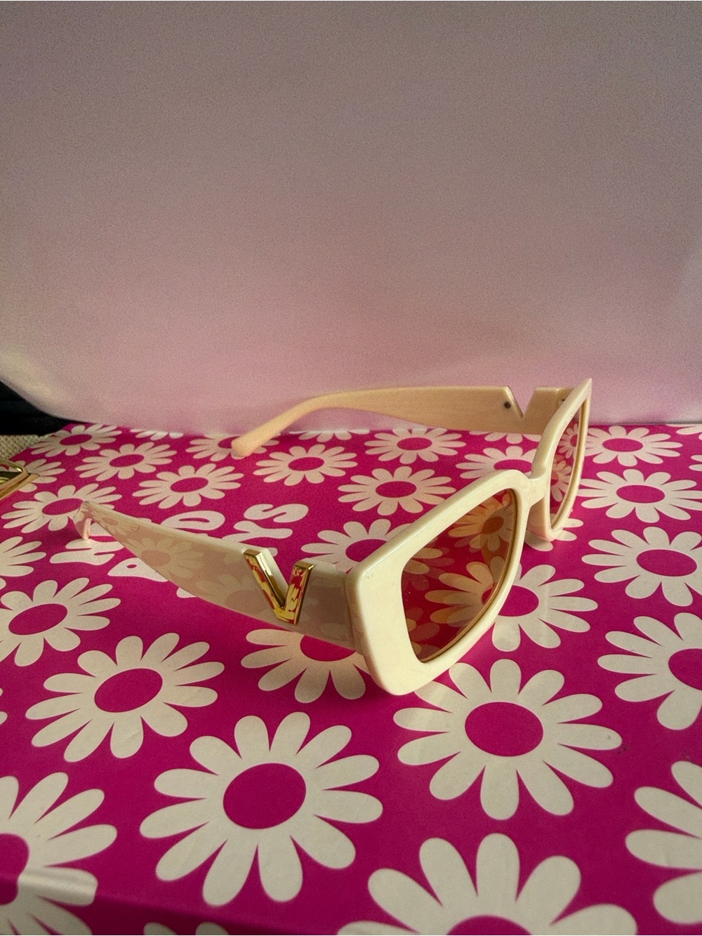 Beige Retro Square Sunglasses - Women Accessories - Picture 4 of 6